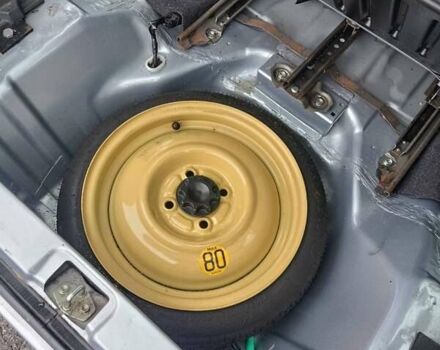 Серый Дайхатсу Куоре, объемом двигателя 1 л и пробегом 218 тыс. км за 5200 $, фото 4 на Automoto.ua