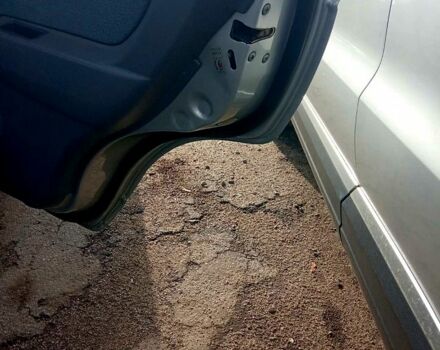 Серый Дайхатсу Гранд Мув, объемом двигателя 1.6 л и пробегом 170 тыс. км за 2300 $, фото 11 на Automoto.ua