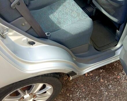 Серый Дайхатсу Гранд Мув, объемом двигателя 1.6 л и пробегом 170 тыс. км за 2300 $, фото 6 на Automoto.ua