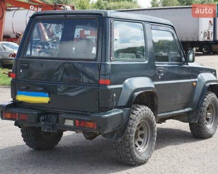 Дайхатсу Роки 1990 в Харькове на Automoto.ua Зеленый Дайхатсу Роки, объемом двигателя 2.8 л и пробегом 260 тыс. км за 6896 $, фото 7 на Automoto.ua