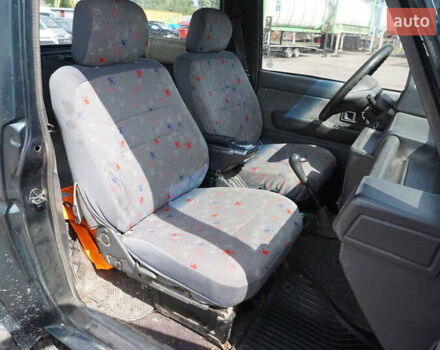 Дайхатсу Роки 1990 в Харькове на Automoto.ua Зеленый Дайхатсу Роки, объемом двигателя 2.8 л и пробегом 260 тыс. км за 6896 $, фото 9 на Automoto.ua