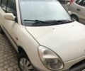 Білий Дайхатсу Sirion, об'ємом двигуна 1 л та пробігом 166 тис. км за 3300 $, фото 3 на Automoto.ua