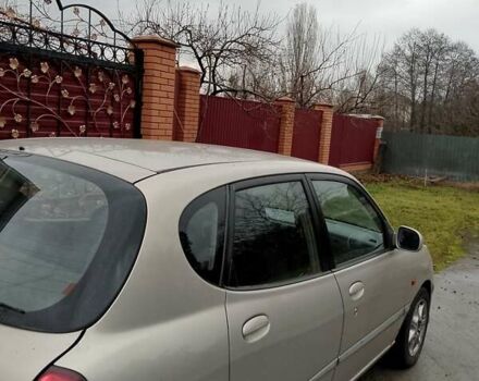 Бежевый Дайхатсу Сирион, объемом двигателя 0.99 л и пробегом 290 тыс. км за 1900 $, фото 11 на Automoto.ua