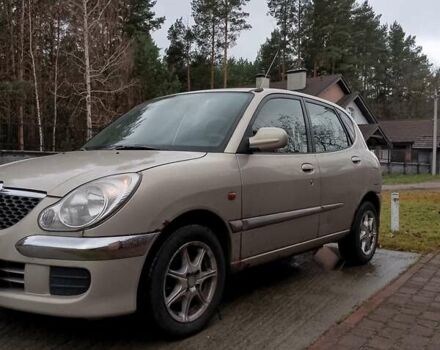 Бежевый Дайхатсу Сирион, объемом двигателя 0.99 л и пробегом 290 тыс. км за 1900 $, фото 7 на Automoto.ua