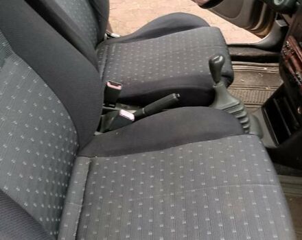 Бежевый Дайхатсу Сирион, объемом двигателя 0.99 л и пробегом 290 тыс. км за 1900 $, фото 6 на Automoto.ua