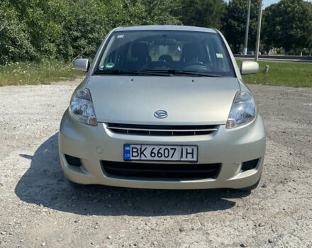 Бежевий Дайхатсу Sirion, об'ємом двигуна 1 л та пробігом 190 тис. км за 3800 $, фото 1 на Automoto.ua