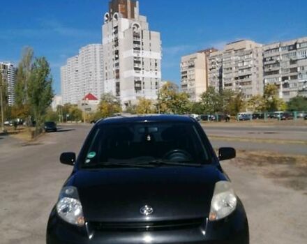 Чорний Дайхатсу Sirion, об'ємом двигуна 1 л та пробігом 135 тис. км за 4000 $, фото 2 на Automoto.ua