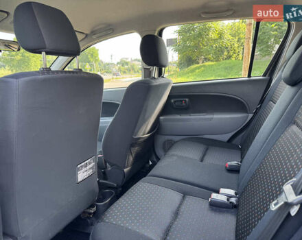 Чорний Дайхатсу Sirion, об'ємом двигуна 1 л та пробігом 116 тис. км за 4200 $, фото 22 на Automoto.ua