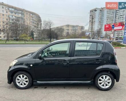 Черный Дайхатсу Сирион, объемом двигателя 1.5 л и пробегом 133 тыс. км за 6700 $, фото 6 на Automoto.ua