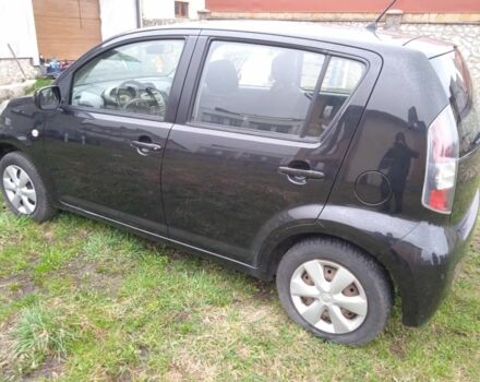 Чорний Дайхатсу Sirion, об'ємом двигуна 1 л та пробігом 166 тис. км за 4200 $, фото 3 на Automoto.ua