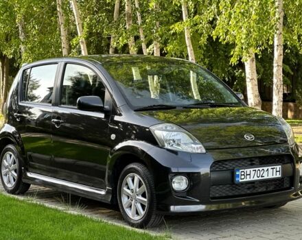 Чорний Дайхатсу Sirion, об'ємом двигуна 0.15 л та пробігом 125 тис. км за 6500 $, фото 1 на Automoto.ua