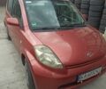 Червоний Дайхатсу Sirion, об'ємом двигуна 1.3 л та пробігом 221 тис. км за 3690 $, фото 3 на Automoto.ua