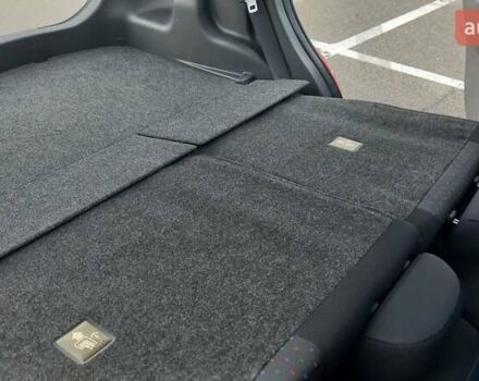 Красный Дайхатсу Сирион, объемом двигателя 1.3 л и пробегом 187 тыс. км за 5700 $, фото 17 на Automoto.ua