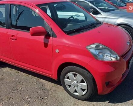 Красный Дайхатсу Сирион, объемом двигателя 1.3 л и пробегом 187 тыс. км за 5700 $, фото 5 на Automoto.ua