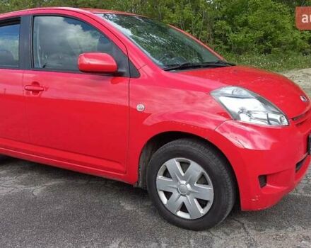 Красный Дайхатсу Сирион, объемом двигателя 1.3 л и пробегом 187 тыс. км за 5700 $, фото 58 на Automoto.ua