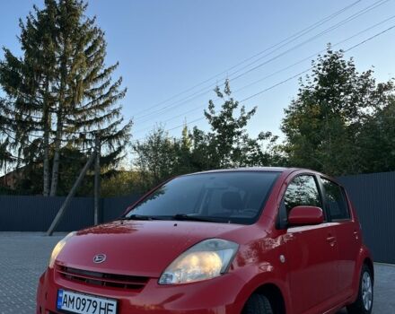 Червоний Дайхатсу Sirion, об'ємом двигуна 1 л та пробігом 155 тис. км за 3400 $, фото 1 на Automoto.ua