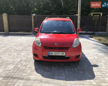 Червоний Дайхатсу Sirion, об'ємом двигуна 1.3 л та пробігом 214 тис. км за 6555 $, фото 1 на Automoto.ua