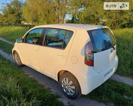 Дайхатсу Sirion, об'ємом двигуна 1 л та пробігом 204 тис. км за 4400 $, фото 3 на Automoto.ua