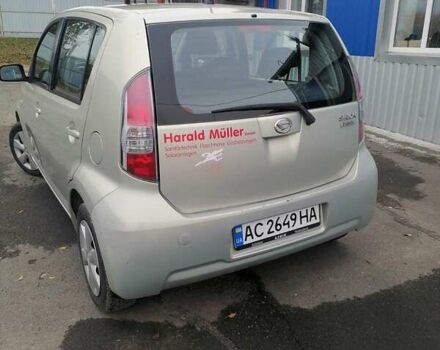 Жовтий Дайхатсу Sirion, об'ємом двигуна 1 л та пробігом 220 тис. км за 4200 $, фото 3 на Automoto.ua