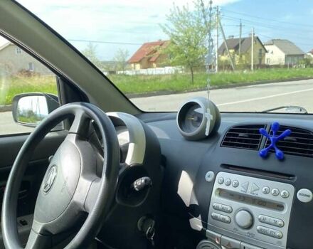 Сірий Дайхатсу Sirion, об'ємом двигуна 1.3 л та пробігом 200 тис. км за 3000 $, фото 3 на Automoto.ua