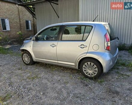 Сірий Дайхатсу Sirion, об'ємом двигуна 1.3 л та пробігом 180 тис. км за 1700 $, фото 4 на Automoto.ua
