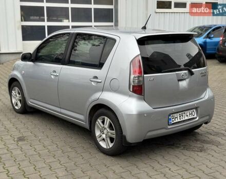 Серый Дайхатсу Сирион, объемом двигателя 1.3 л и пробегом 230 тыс. км за 4900 $, фото 6 на Automoto.ua