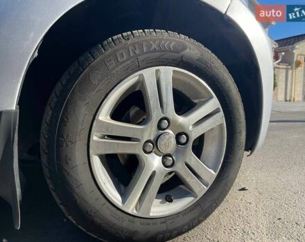 Серый Дайхатсу Сирион, объемом двигателя 1.3 л и пробегом 230 тыс. км за 5250 $, фото 12 на Automoto.ua