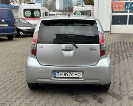 Серый Дайхатсу Сирион, объемом двигателя 1.3 л и пробегом 230 тыс. км за 4900 $, фото 5 на Automoto.ua