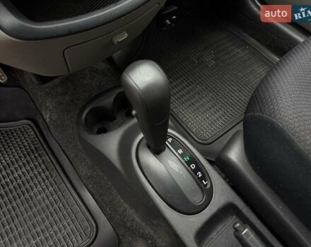 Серый Дайхатсу Сирион, объемом двигателя 1.3 л и пробегом 230 тыс. км за 4900 $, фото 12 на Automoto.ua