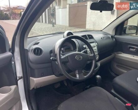 Серый Дайхатсу Сирион, объемом двигателя 1.3 л и пробегом 230 тыс. км за 5250 $, фото 9 на Automoto.ua