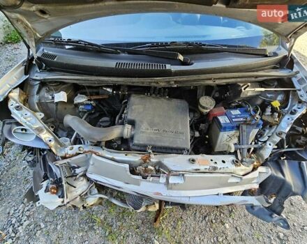 Сірий Дайхатсу Sirion, об'ємом двигуна 1.3 л та пробігом 180 тис. км за 1700 $, фото 18 на Automoto.ua