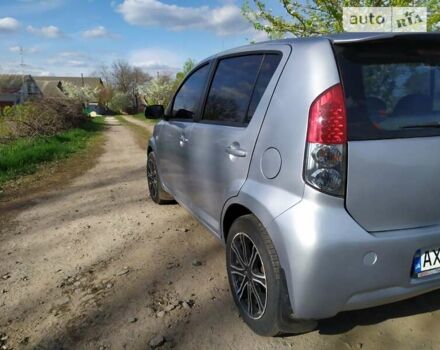 Сірий Дайхатсу Sirion, об'ємом двигуна 1.3 л та пробігом 175 тис. км за 4100 $, фото 2 на Automoto.ua