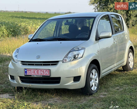 Сірий Дайхатсу Sirion, об'ємом двигуна 1 л та пробігом 212 тис. км за 4250 $, фото 7 на Automoto.ua