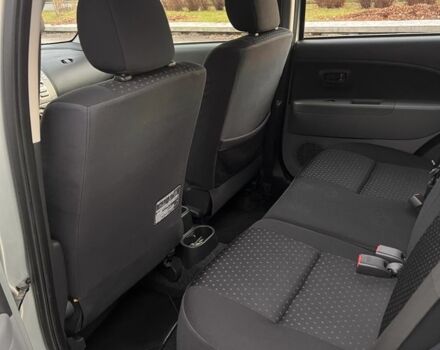 Серый Дайхатсу Сирион, объемом двигателя 1 л и пробегом 214 тыс. км за 4350 $, фото 5 на Automoto.ua