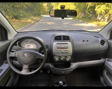 Серый Дайхатсу Сирион, объемом двигателя 1 л и пробегом 212 тыс. км за 4150 $, фото 2 на Automoto.ua