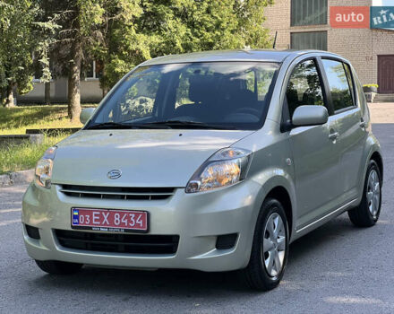 Серый Дайхатсу Сирион, объемом двигателя 1 л и пробегом 212 тыс. км за 4650 $, фото 1 на Automoto.ua