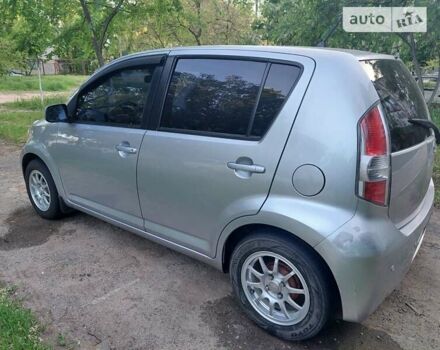 Сірий Дайхатсу Sirion, об'ємом двигуна 1.3 л та пробігом 193 тис. км за 5750 $, фото 12 на Automoto.ua