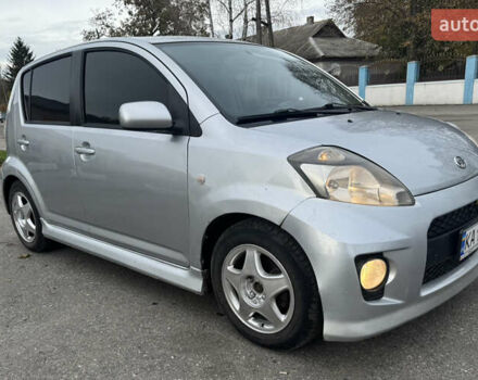 Сірий Дайхатсу Sirion, об'ємом двигуна 1.5 л та пробігом 236 тис. км за 6100 $, фото 2 на Automoto.ua