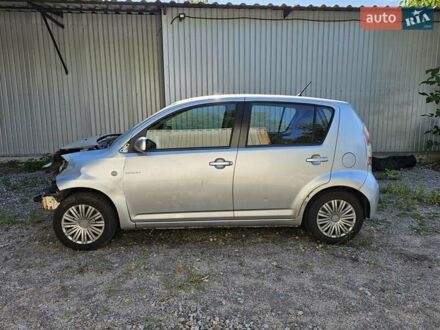 Сірий Дайхатсу Sirion, об'ємом двигуна 1.3 л та пробігом 180 тис. км за 1500 $, фото 1 на Automoto.ua
