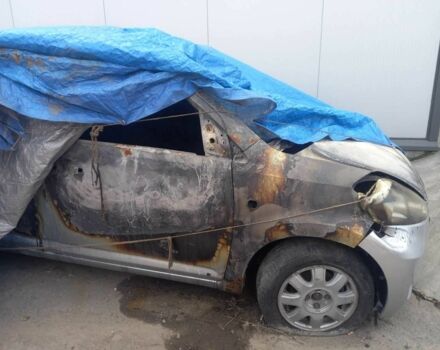Сірий Дайхатсу Sirion, об'ємом двигуна 1.3 л та пробігом 150 тис. км за 1300 $, фото 1 на Automoto.ua