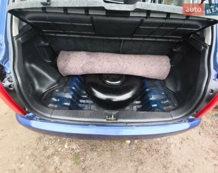 Синий Дайхатсу Сирион, объемом двигателя 0.99 л и пробегом 249 тыс. км за 2750 $, фото 14 на Automoto.ua