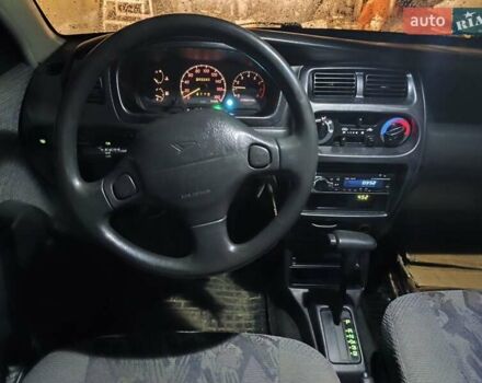 Синий Дайхатсу Сирион, объемом двигателя 0.99 л и пробегом 249 тыс. км за 2750 $, фото 19 на Automoto.ua