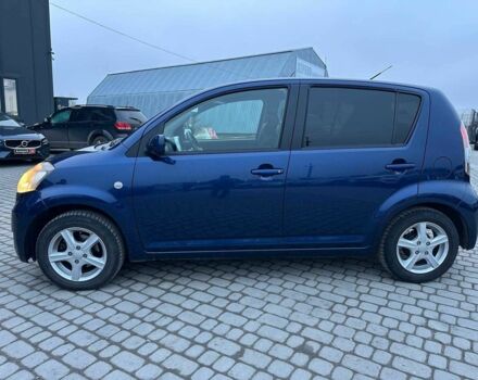 Синий Дайхатсу Сирион, объемом двигателя 1.3 л и пробегом 248 тыс. км за 5990 $, фото 3 на Automoto.ua