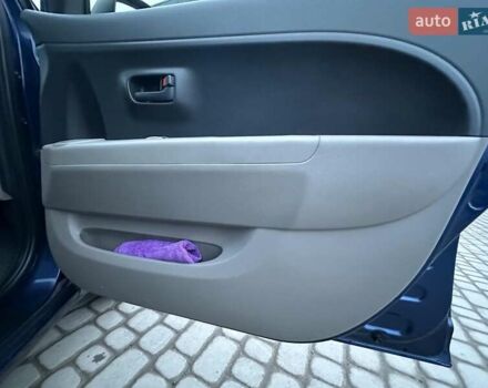 Синій Дайхатсу Sirion, об'ємом двигуна 1.3 л та пробігом 248 тис. км за 5990 $, фото 21 на Automoto.ua