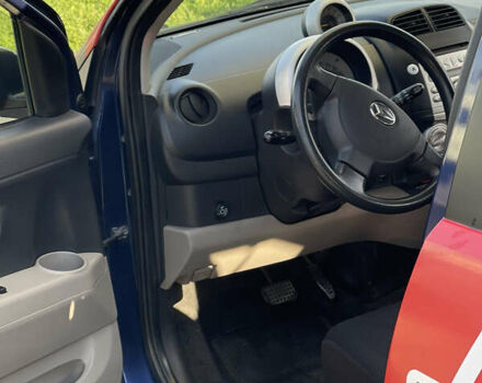 Синій Дайхатсу Sirion, об'ємом двигуна 1.3 л та пробігом 210 тис. км за 6500 $, фото 12 на Automoto.ua
