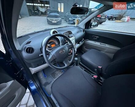 Синій Дайхатсу Sirion, об'ємом двигуна 1.3 л та пробігом 248 тис. км за 5990 $, фото 17 на Automoto.ua