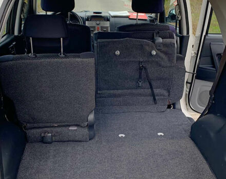 Дайхатсу Териос 2009 в Одессе на Automoto.ua Белый Дайхатсу Териос, объемом двигателя 1.5 л и пробегом 179 тыс. км за 7800 $, фото 15 на Automoto.ua