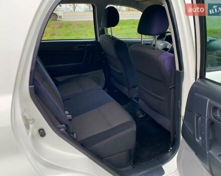 Дайхатсу Териос 2009 в Одессе на Automoto.ua Белый Дайхатсу Териос, объемом двигателя 1.5 л и пробегом 179 тыс. км за 7800 $, фото 19 на Automoto.ua