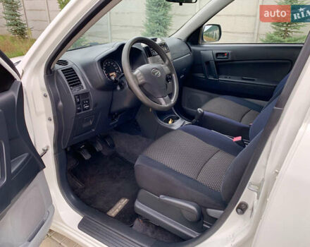 Дайхатсу Териос 2009 в Одессе на Automoto.ua Белый Дайхатсу Териос, объемом двигателя 1.5 л и пробегом 179 тыс. км за 7800 $, фото 23 на Automoto.ua