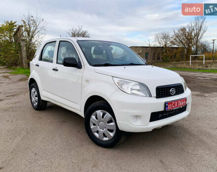 Дайхатсу Териос 2009 в Одессе на Automoto.ua Белый Дайхатсу Териос, объемом двигателя 1.5 л и пробегом 179 тыс. км за 7800 $, фото 1 на Automoto.ua